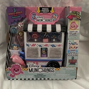 Disney Munchlings- Candy Cart (New)